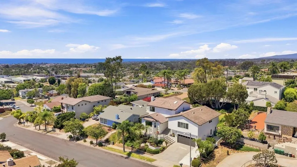 2140 Janis Way Carlsbad, CA 92008