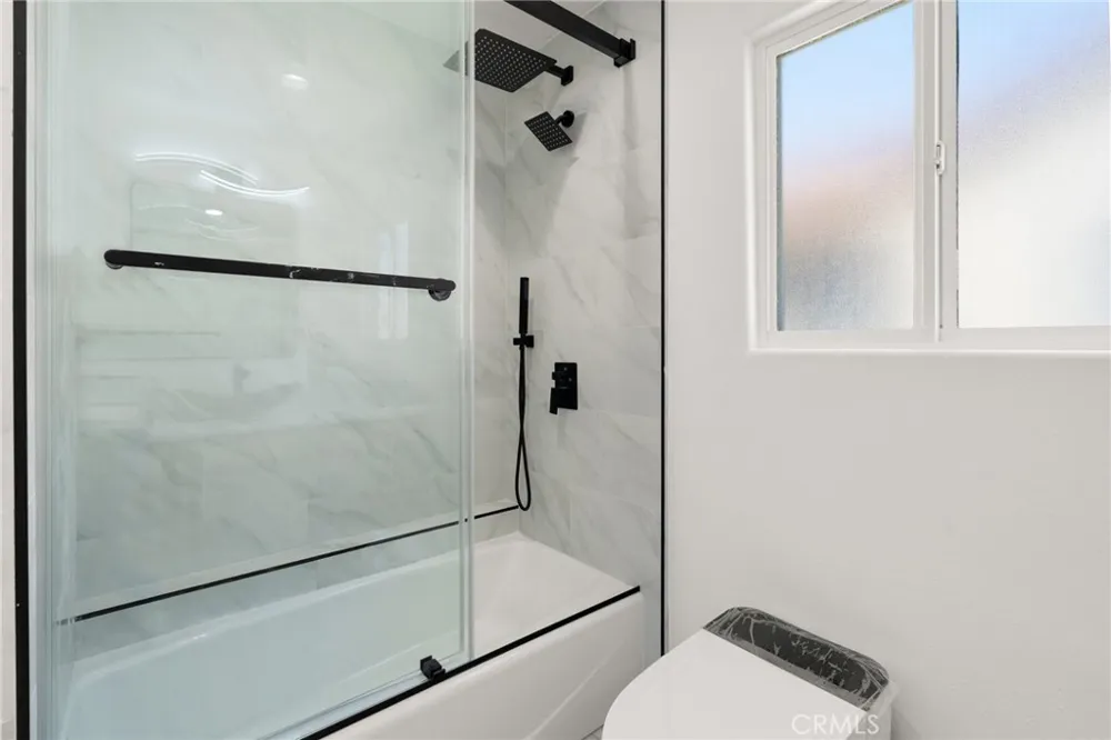 7422 kyle court West Hills, CA 91307