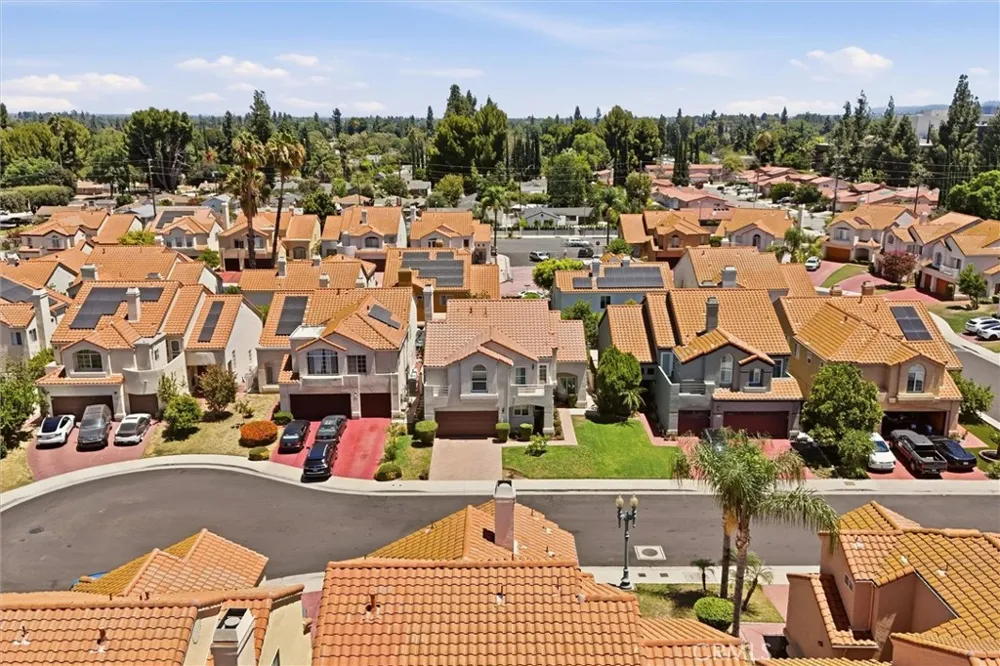 7422 kyle court West Hills, CA 91307