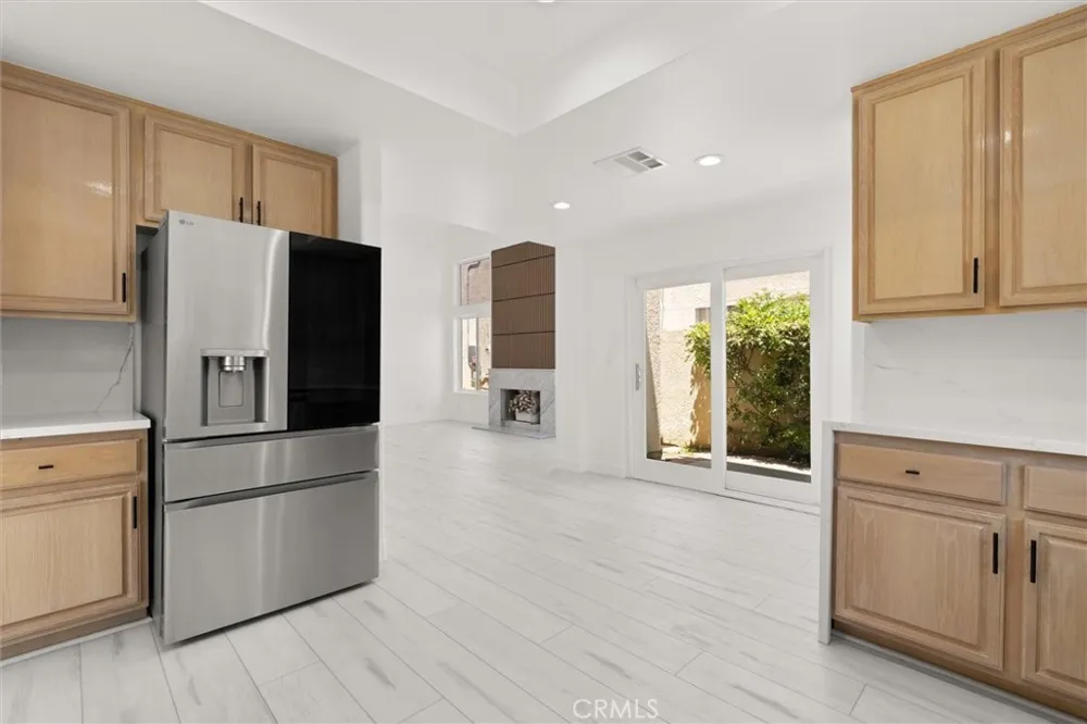 7422 kyle court West Hills, CA 91307