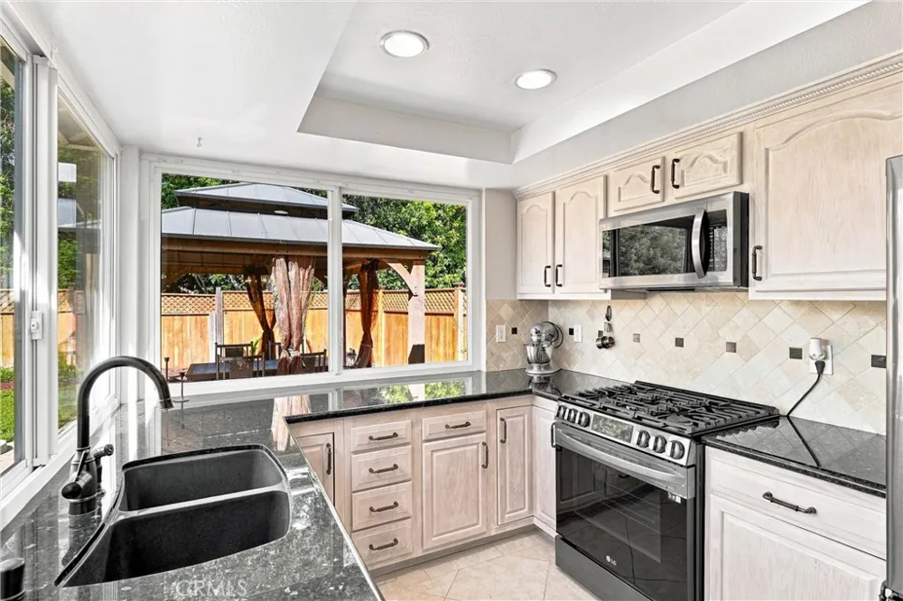 25711 Chrisanta Drive Mission Viejo, CA 92691