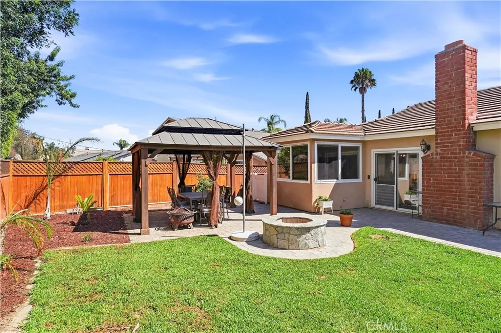 25711 Chrisanta Drive Mission Viejo, CA 92691