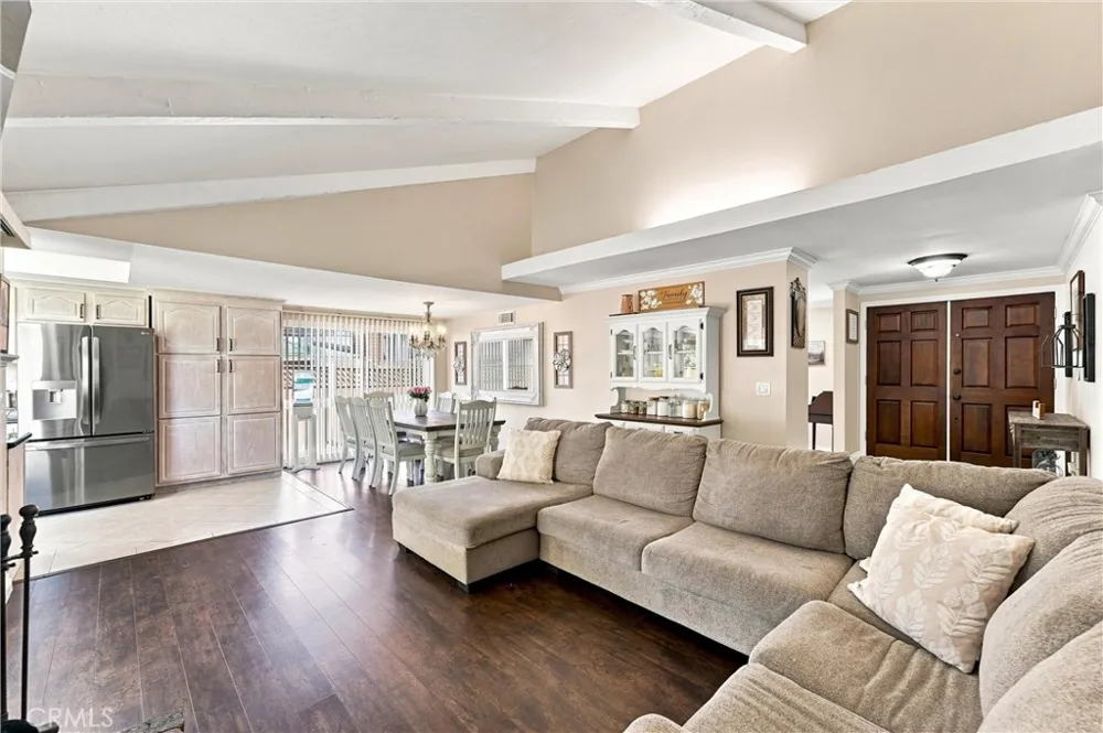 25711 Chrisanta Drive Mission Viejo, CA 92691