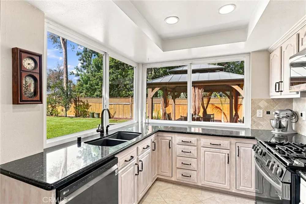 25711 Chrisanta Drive Mission Viejo, CA 92691