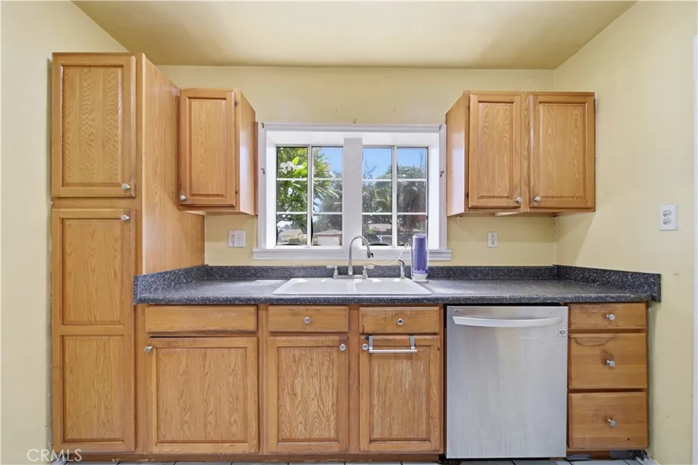 4901 Virginia Long Beach, CA 90805