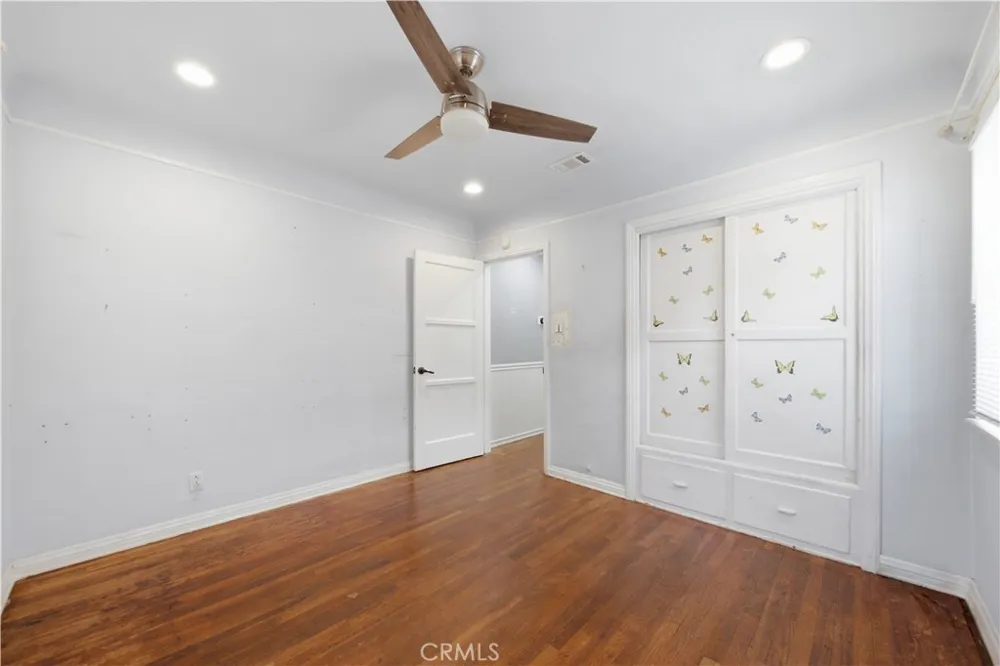 4901 Virginia Long Beach, CA 90805