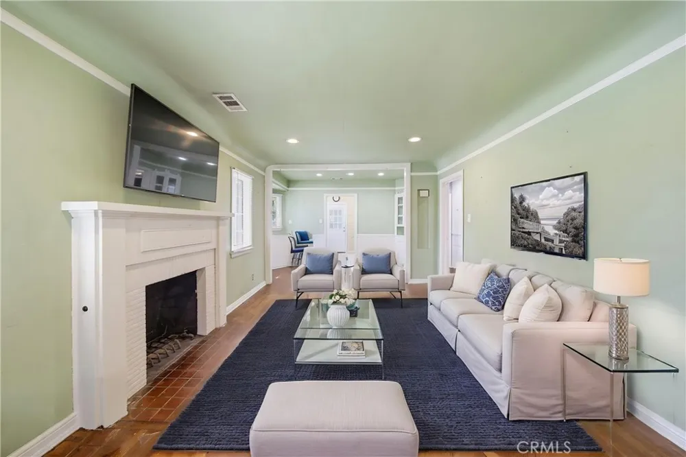 4901 Virginia Long Beach, CA 90805