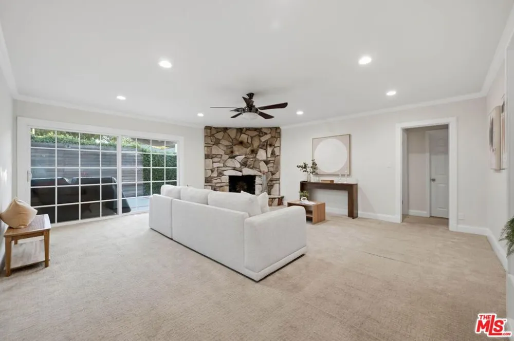 5221 Purdue Avenue Culver City, CA 90230