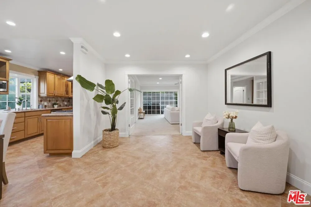 5221 Purdue Avenue Culver City, CA 90230