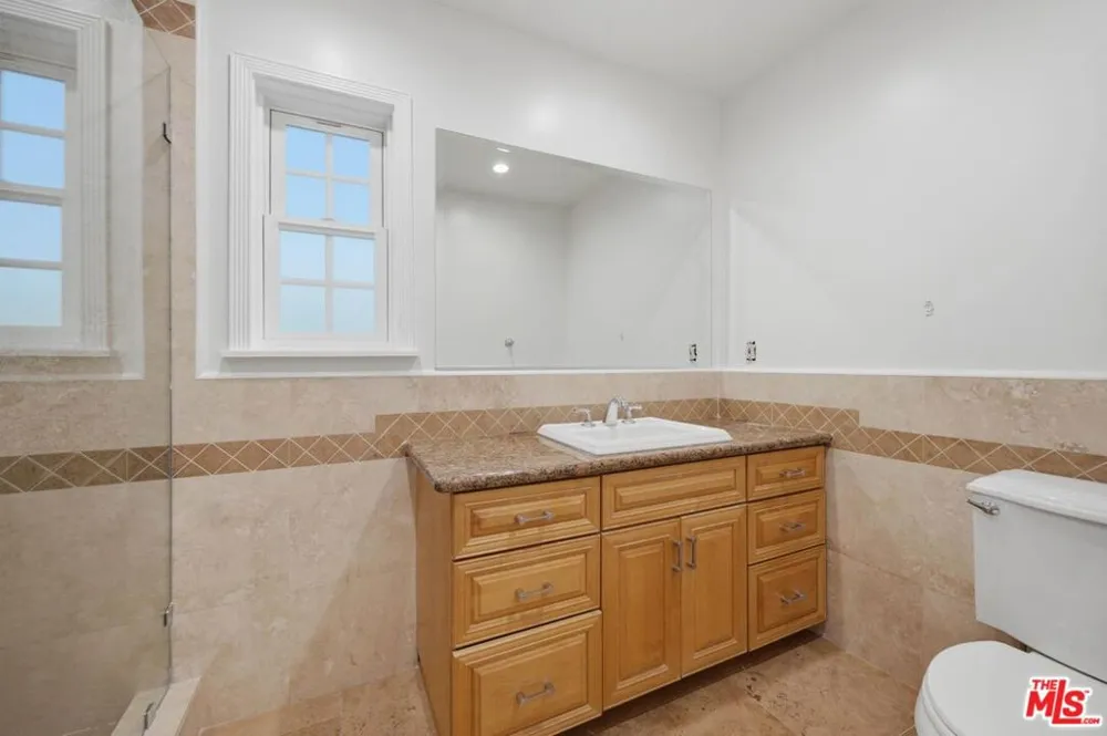 5221 Purdue Avenue Culver City, CA 90230