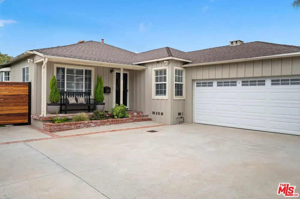 5221 Purdue Avenue Culver City, CA 90230