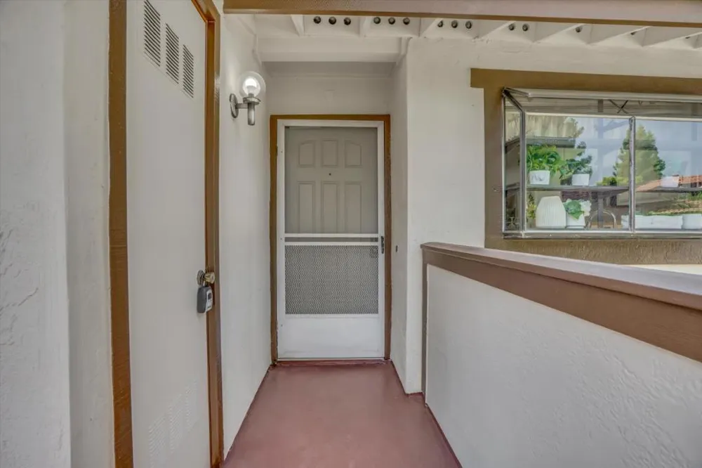 1400 Bowe Avenue #1208 Santa Clara, CA 95051