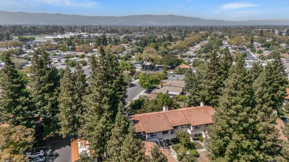 1400 Bowe Avenue #1208 Santa Clara, CA 95051