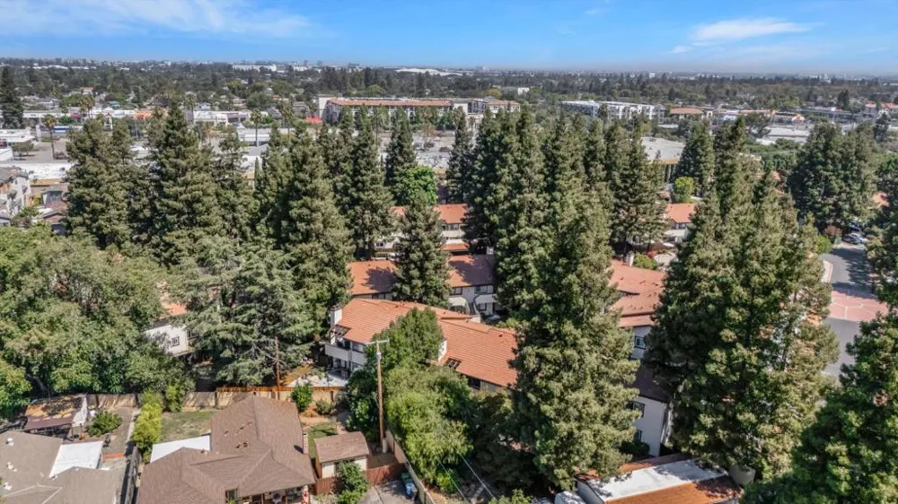 1400 Bowe Avenue #1208 Santa Clara, CA 95051
