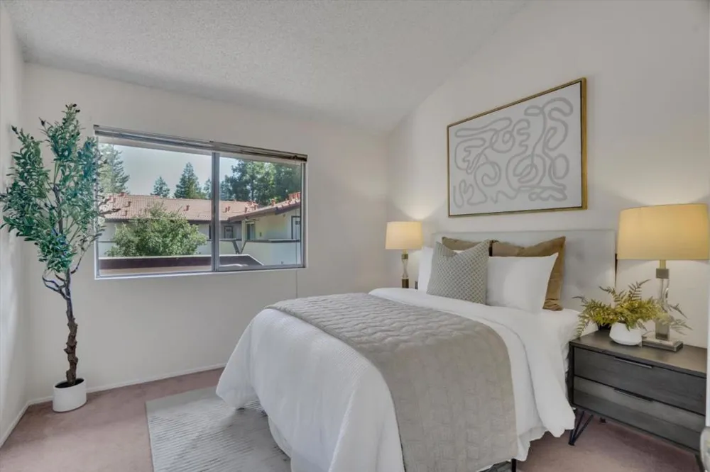 1400 Bowe Avenue #1208 Santa Clara, CA 95051