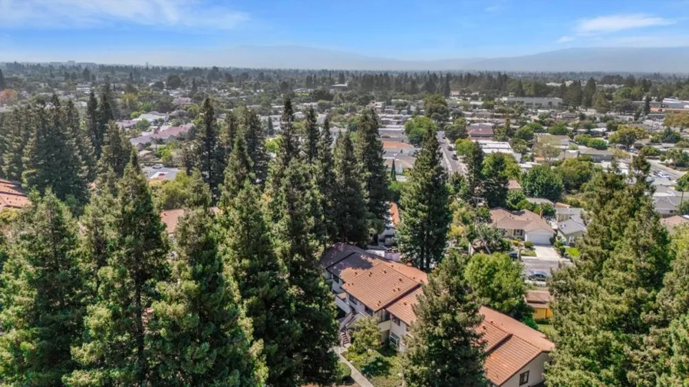 1400 Bowe Avenue #1208 Santa Clara, CA 95051