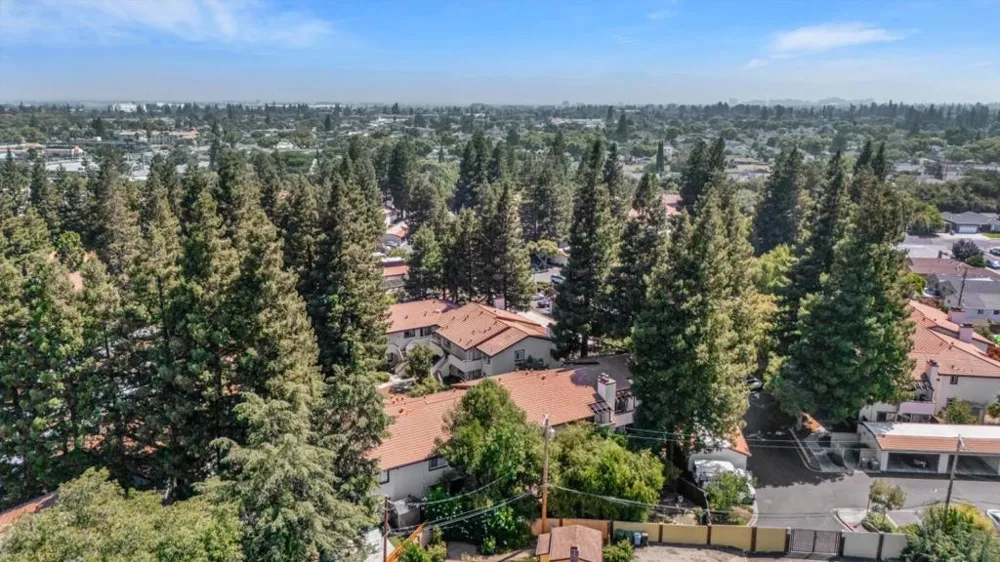 1400 Bowe Avenue #1208 Santa Clara, CA 95051