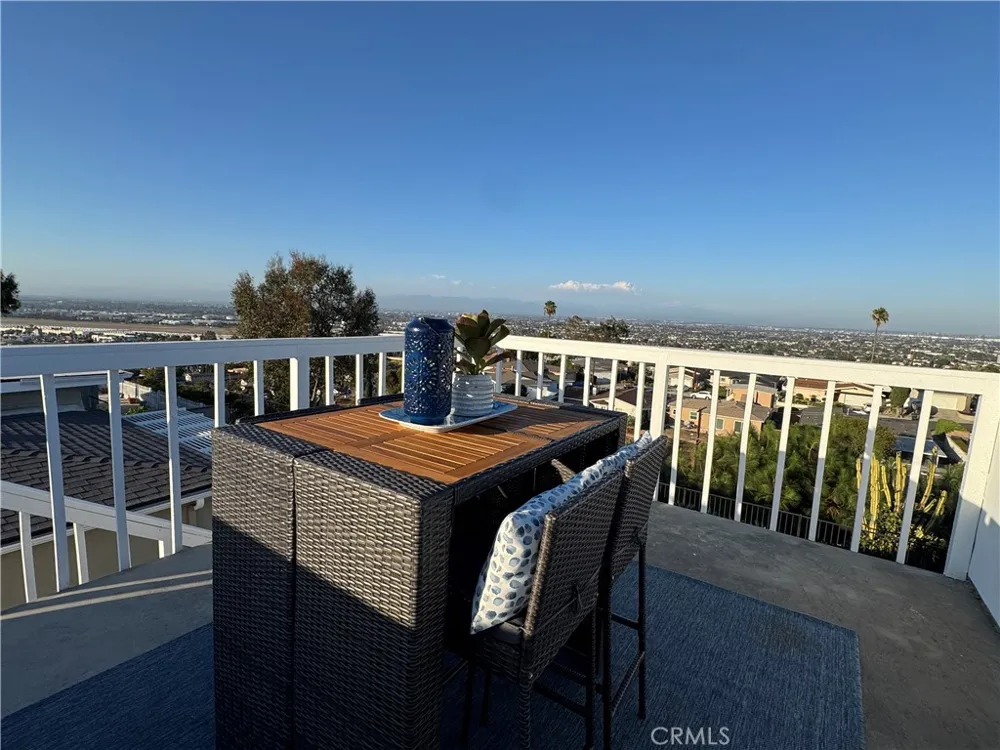 2711 Highcliff Drive Torrance, CA 90505