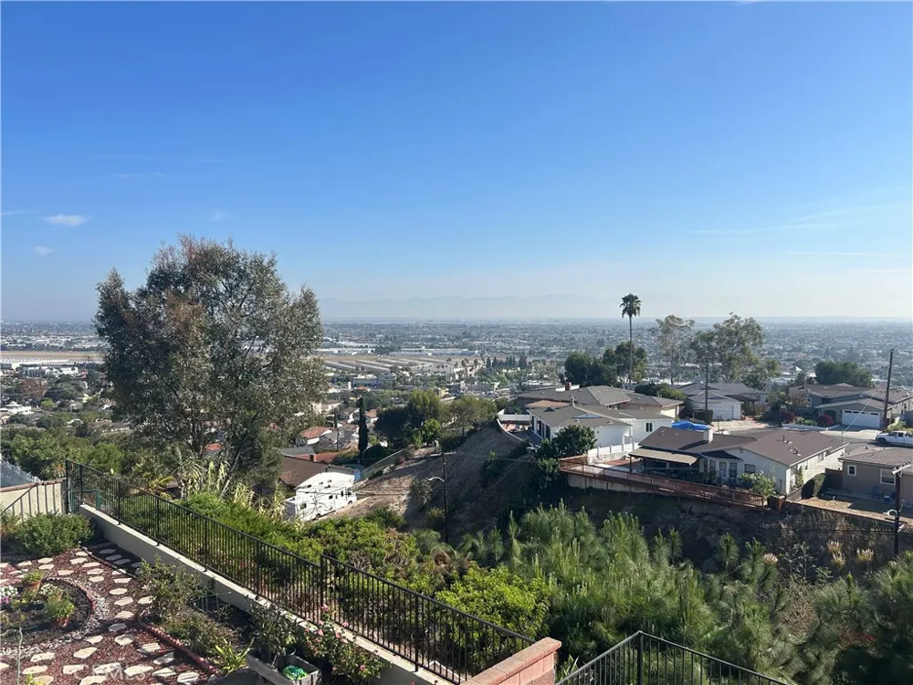 2711 Highcliff Drive Torrance, CA 90505