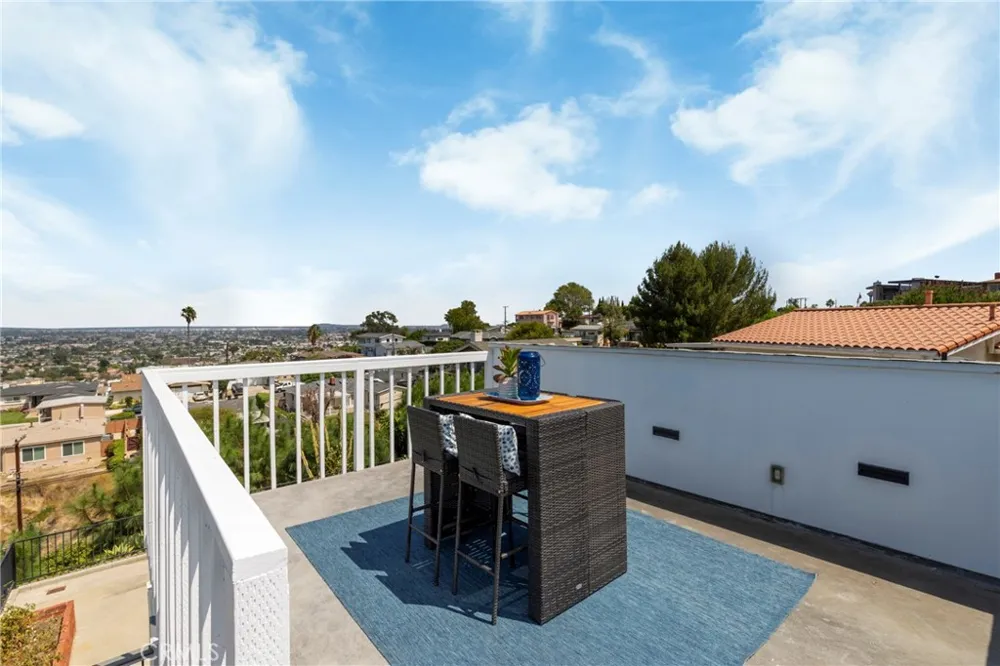 2711 Highcliff Drive Torrance, CA 90505