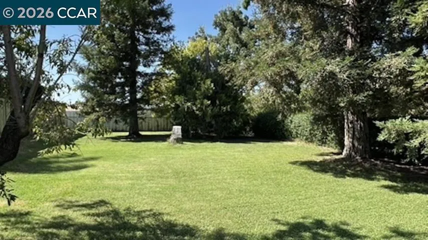 5831 Esmar Rd Ceres, CA 95307