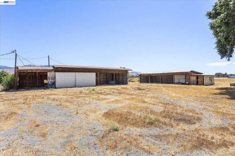 13690 Murphy Ave #E San Martin, CA 95046
