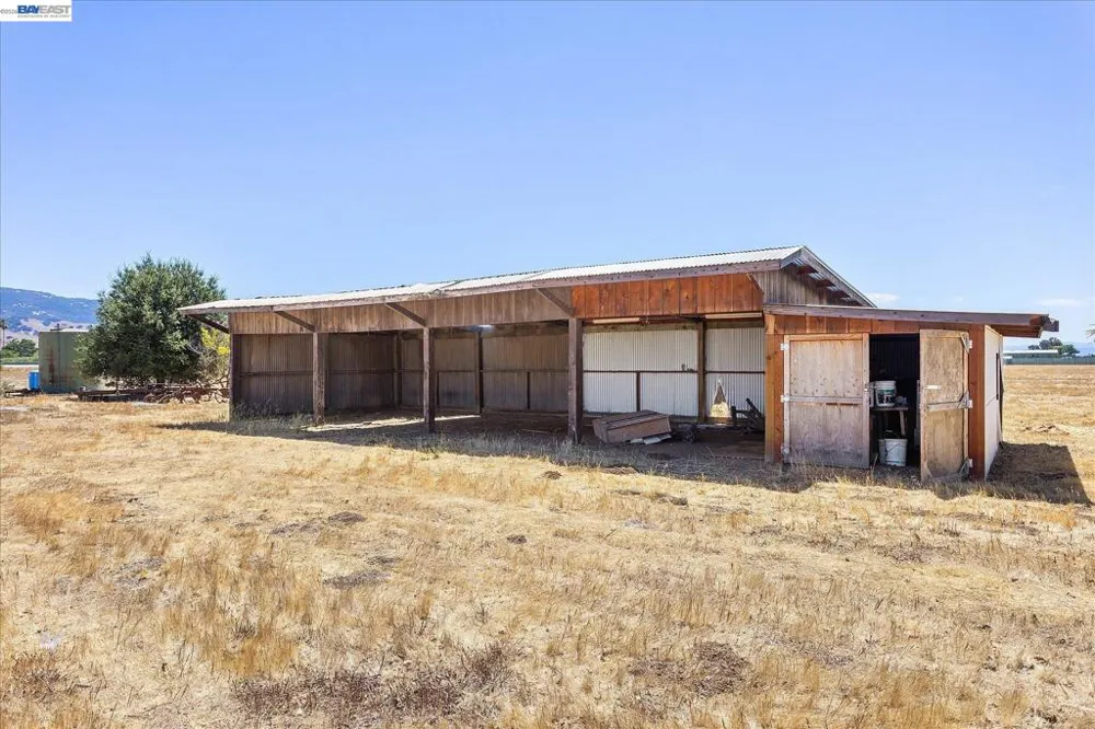 13690 Murphy Ave #E San Martin, CA 95046