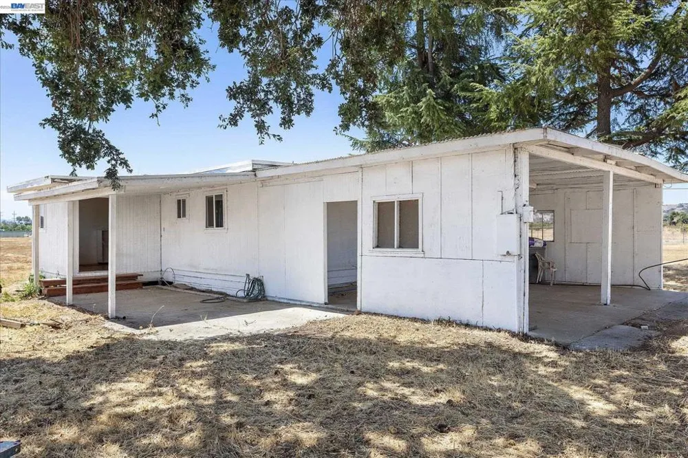 13690 Murphy Ave #E San Martin, CA 95046