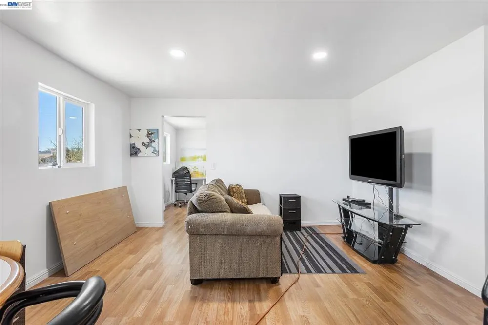 13690 Murphy Ave #E San Martin, CA 95046