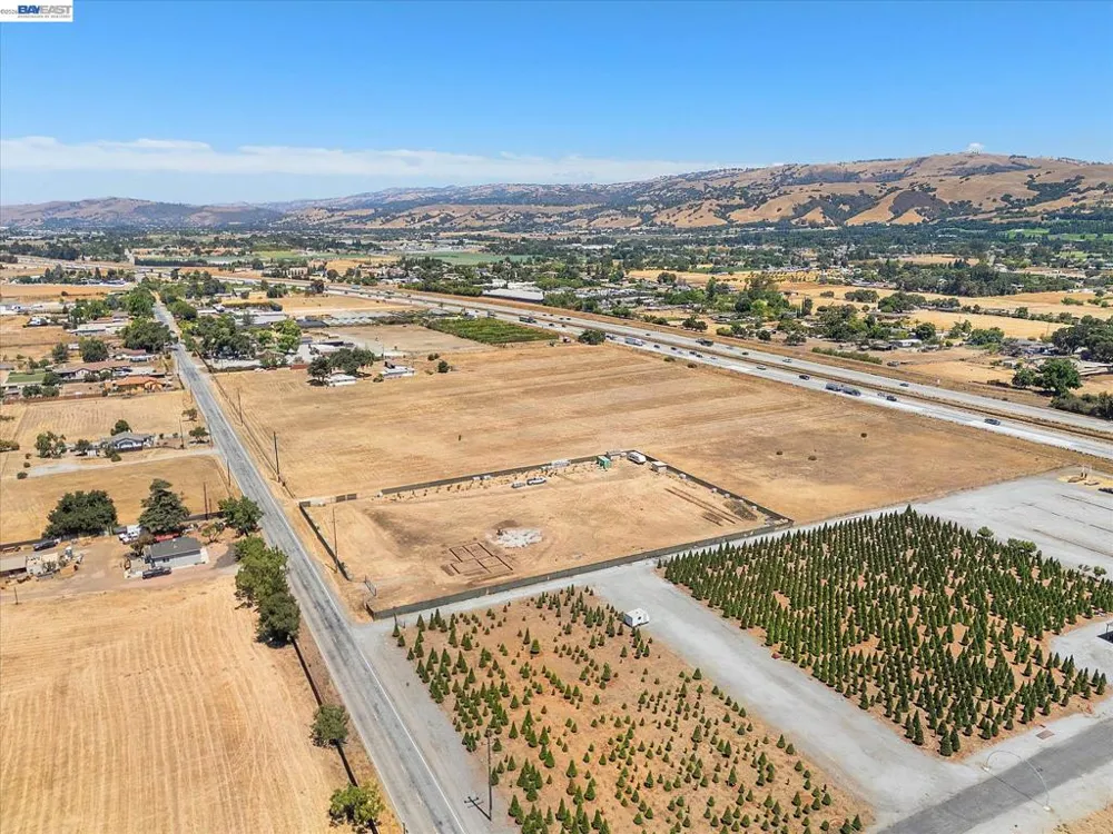 13690 Murphy Ave #E San Martin, CA 95046