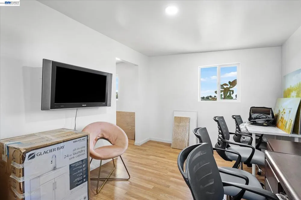 13690 Murphy Ave #E San Martin, CA 95046