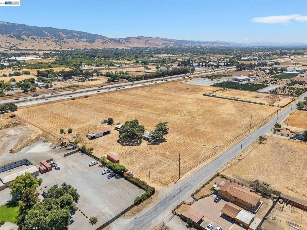 13690 Murphy Ave #E San Martin, CA 95046