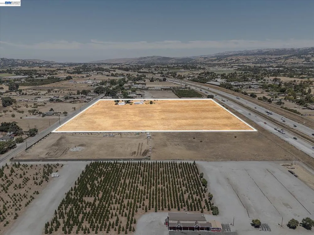 13690 Murphy Ave #E San Martin, CA 95046