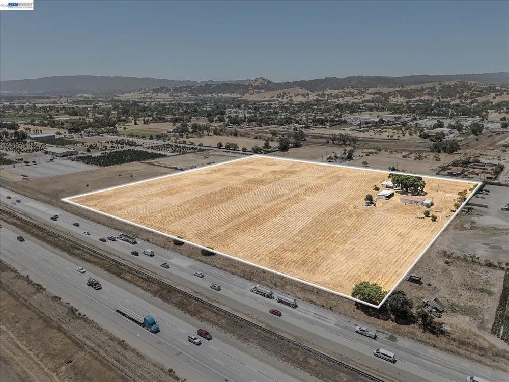 13690 Murphy Ave #E San Martin, CA 95046