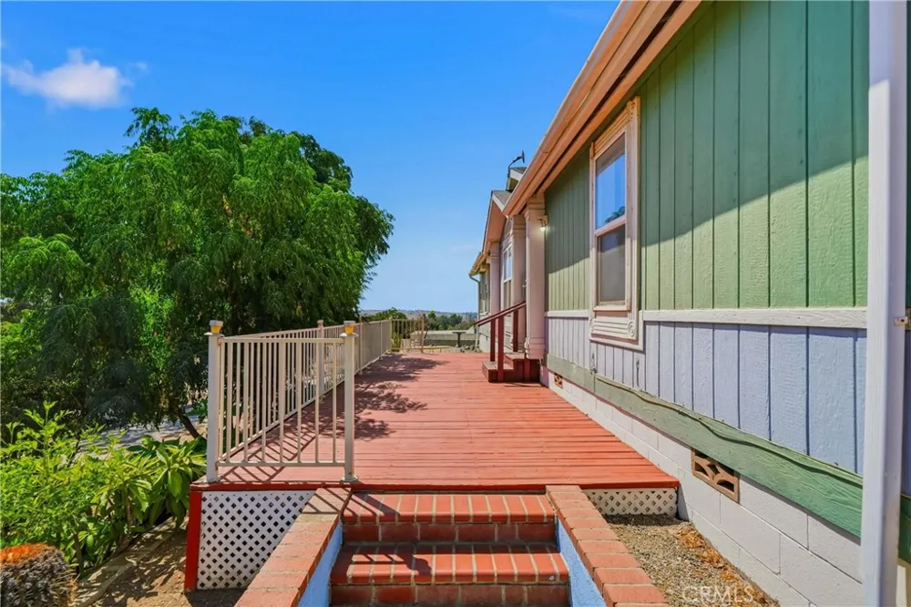 22201 Alviso Perris, CA 92570
