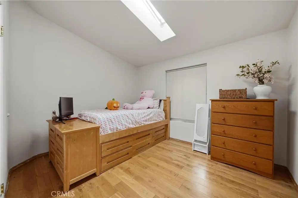 22201 Alviso Perris, CA 92570