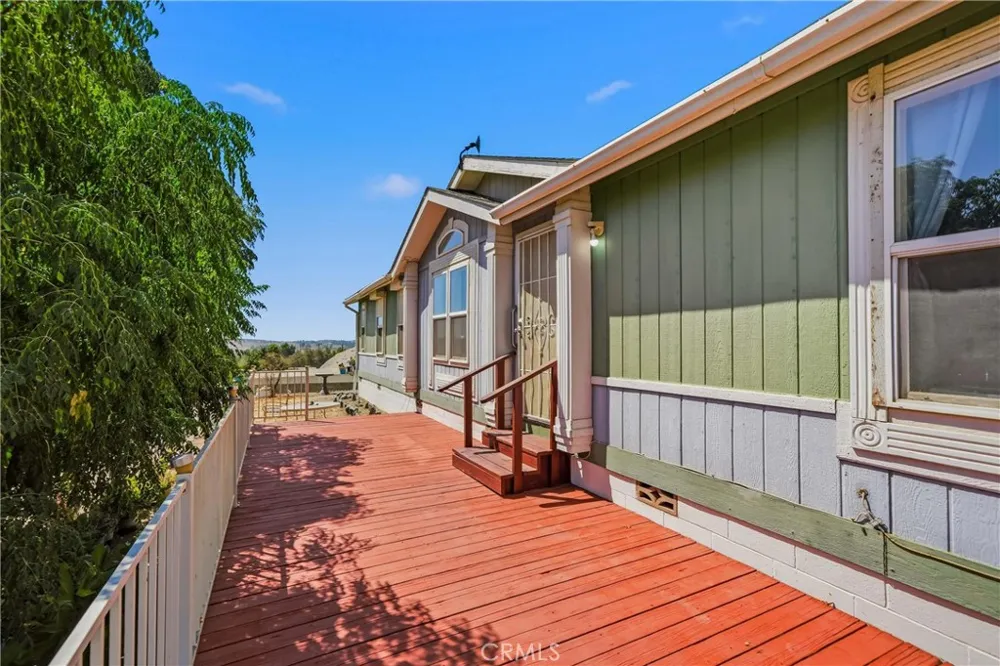 22201 Alviso Perris, CA 92570