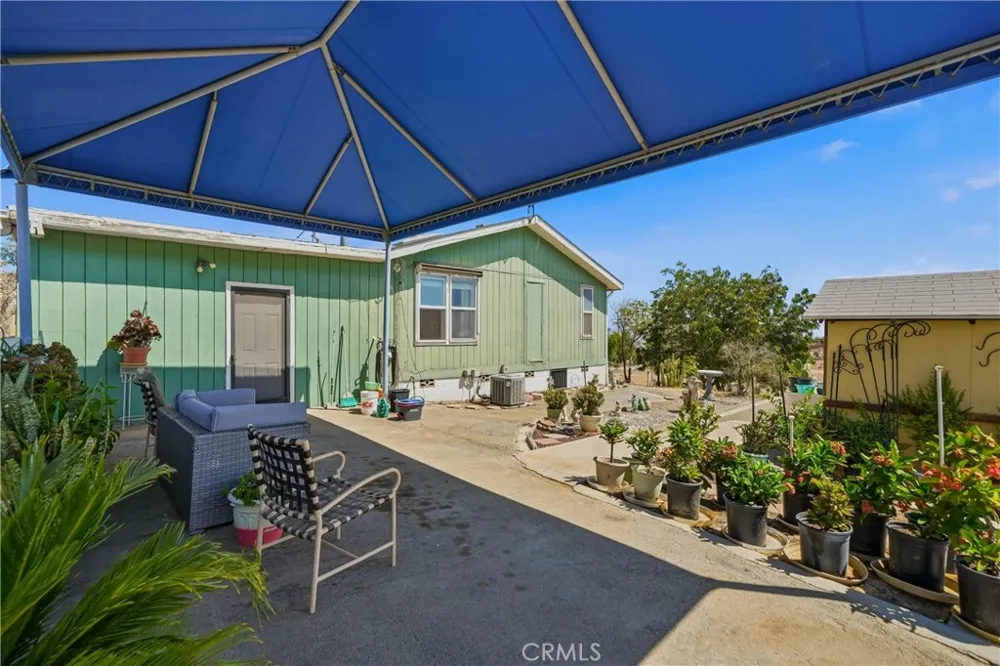 22201 Alviso Perris, CA 92570