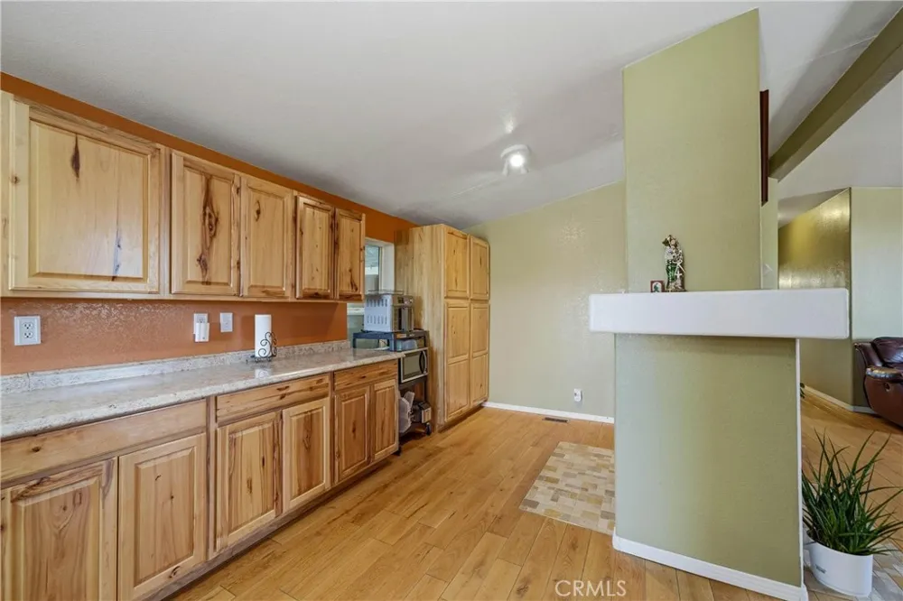 22201 Alviso Perris, CA 92570