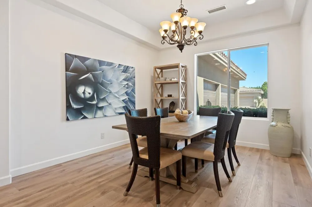 7 Hillcrest Drive Palm Desert, CA 92260