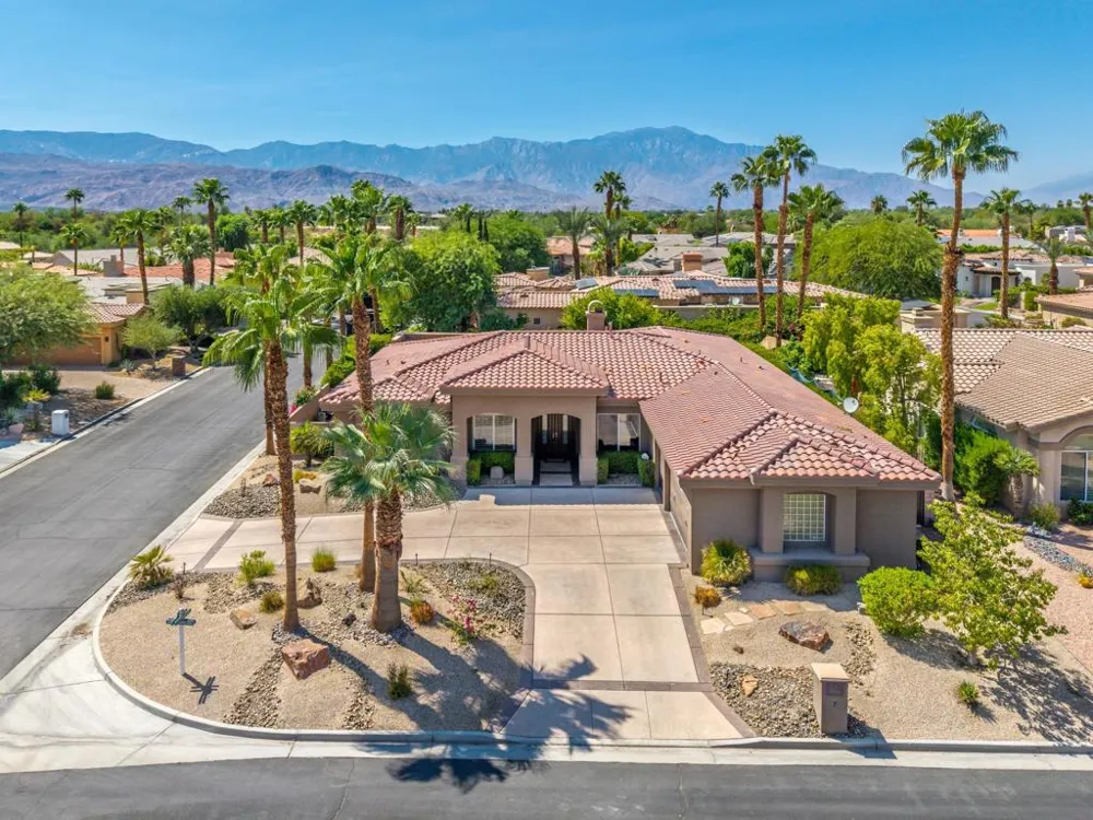 7 Hillcrest Drive Palm Desert, CA 92260