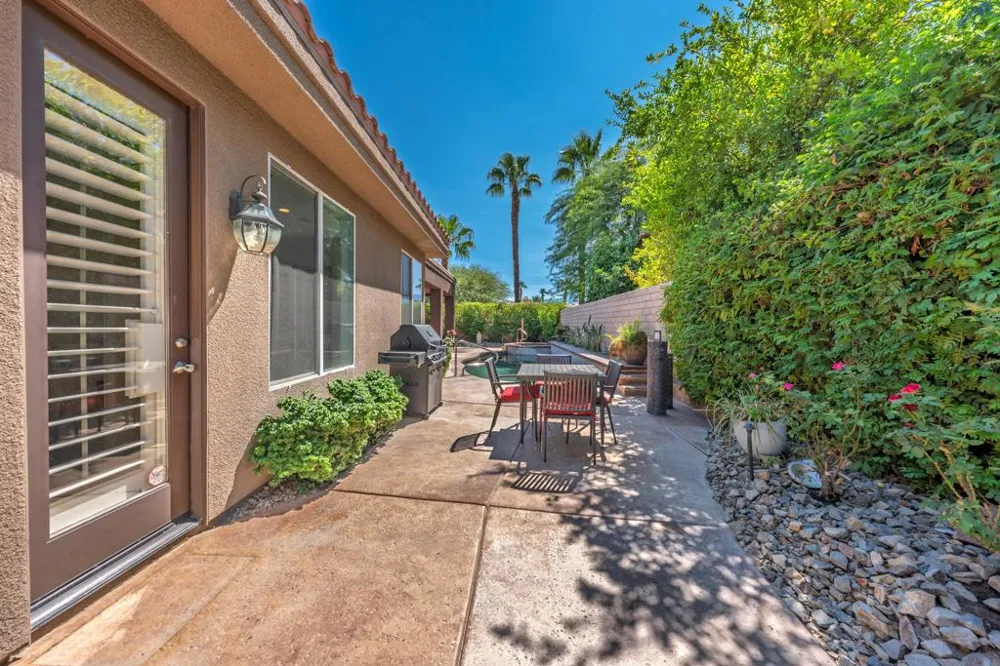 7 Hillcrest Drive Palm Desert, CA 92260