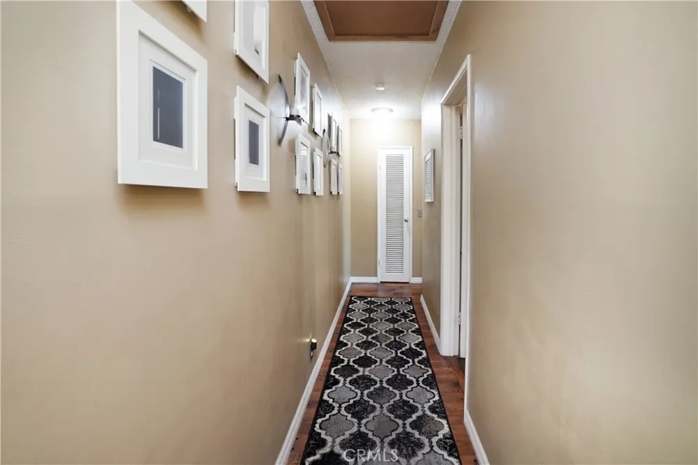 7211 Glencliff Downey, CA 90240