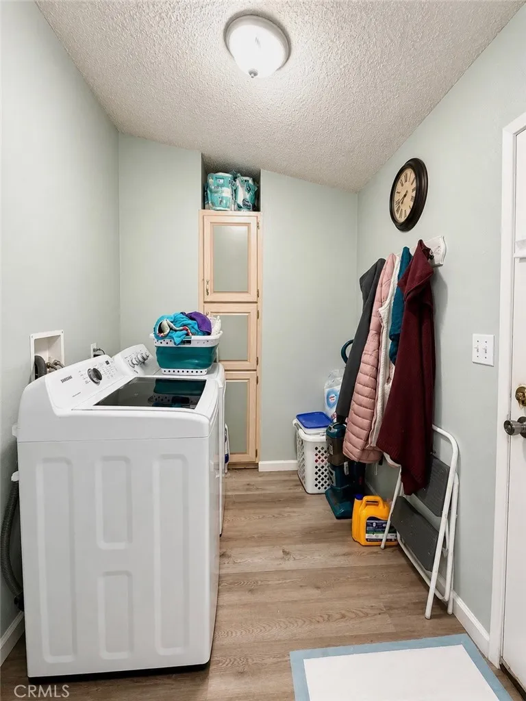 21500 Lassen Street #99 Chatsworth, CA 91311