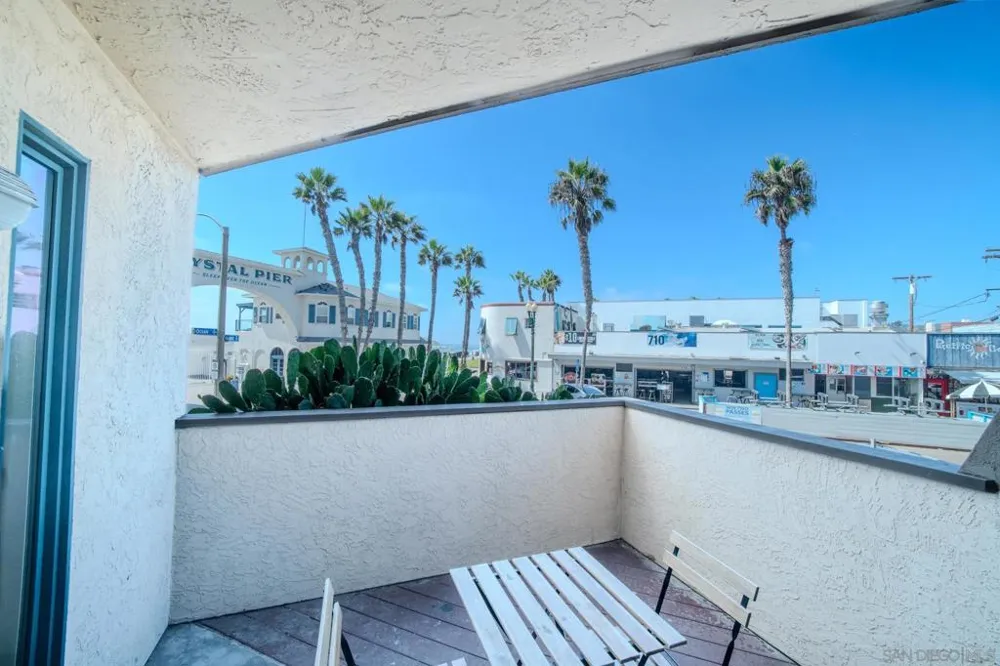 4465 Ocean #4 San Diego, CA 92109