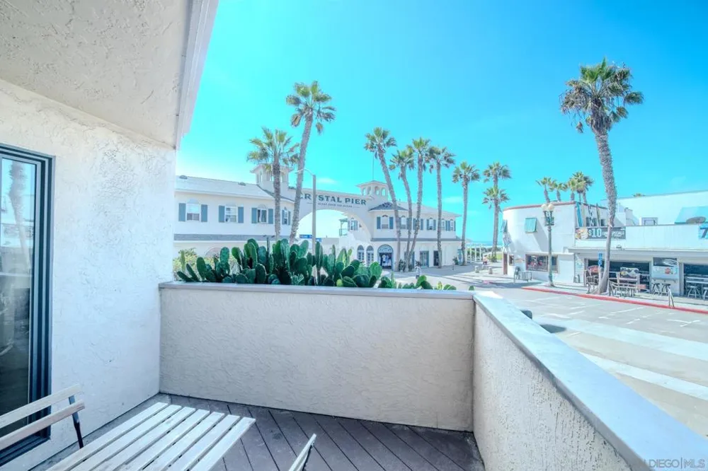 4465 Ocean #4 San Diego, CA 92109