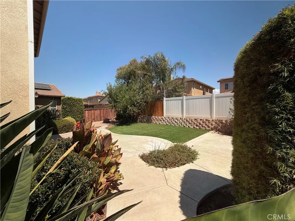 35636 Loggins Court Winchester, CA 92596