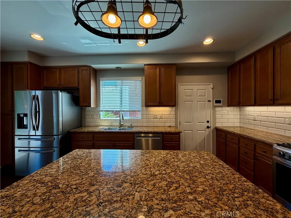 35636 Loggins Court Winchester, CA 92596