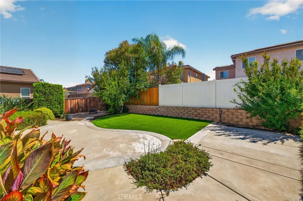 35636 Loggins Court Winchester, CA 92596