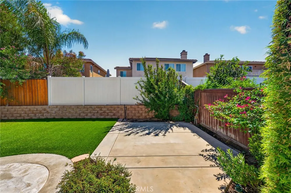 35636 Loggins Court Winchester, CA 92596